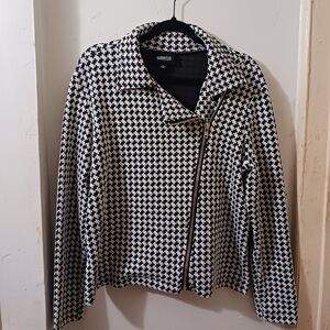 Metrostyle Black and White Houndstooth Blazer
